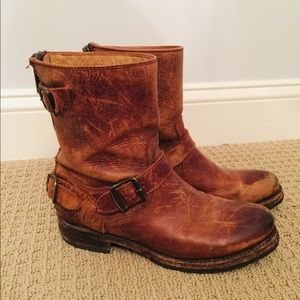 Frye Veronica Back Zip Cowboy Boots Cognac
